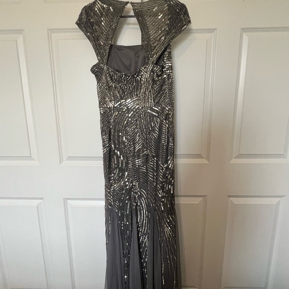 Adrianna Papell Silver & Gray Embellished Gown - Picture 2 of 3